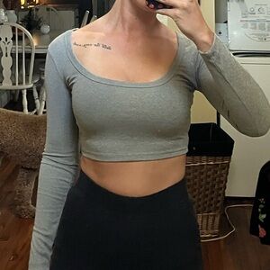 Cropped long sleeve top